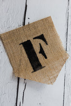 Afbeelding in Gallery-weergave laden, Vlaggenlijn - gepersonaliseerd