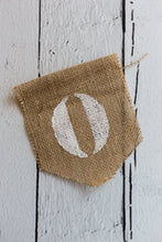 Afbeelding in Gallery-weergave laden, Vlaggenlijn - gepersonaliseerd