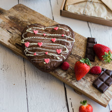 Afbeelding in Gallery-weergave laden, Brownie in hartvorm
